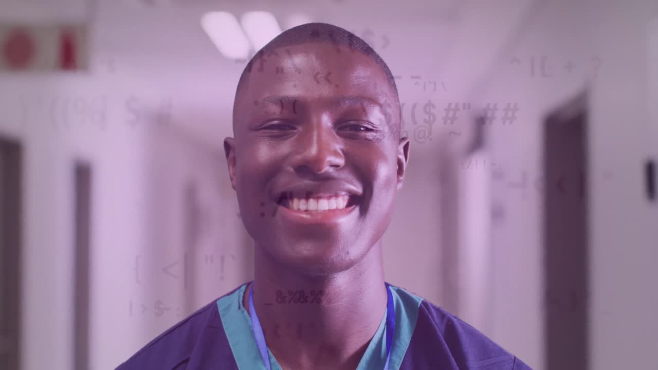 Animace zpracování dat nad usmívajícím se afroamerickým lékařem.