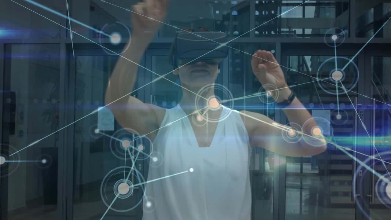 사무실 에서 가상 현실 헤드 ⁇  을 착용 한 여자