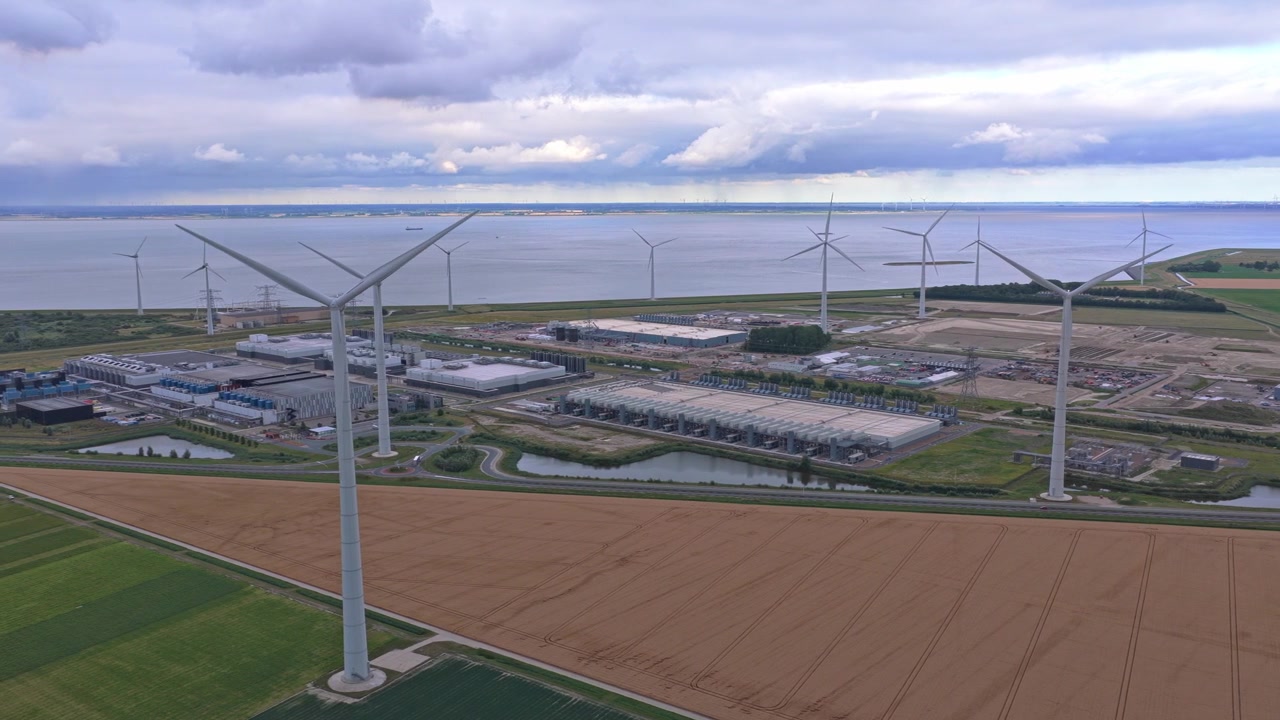 Google data center in eemshaven powered by wind turbines energy