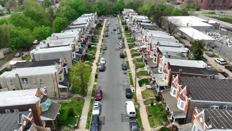 Vivienda-En-El-Suburbio-De-La-Ciudad-Americana