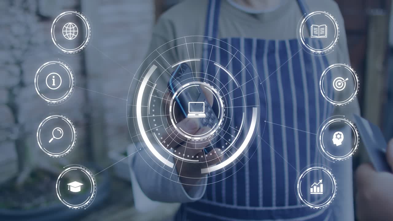 エプロン姿の店員が店内でスマートフォンをタップし、ホログラフィックUIを起動する。もう一方の手でデバイスを握っている。