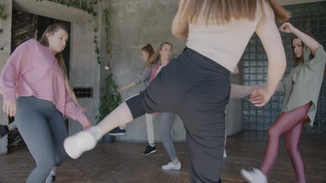 women in dance class