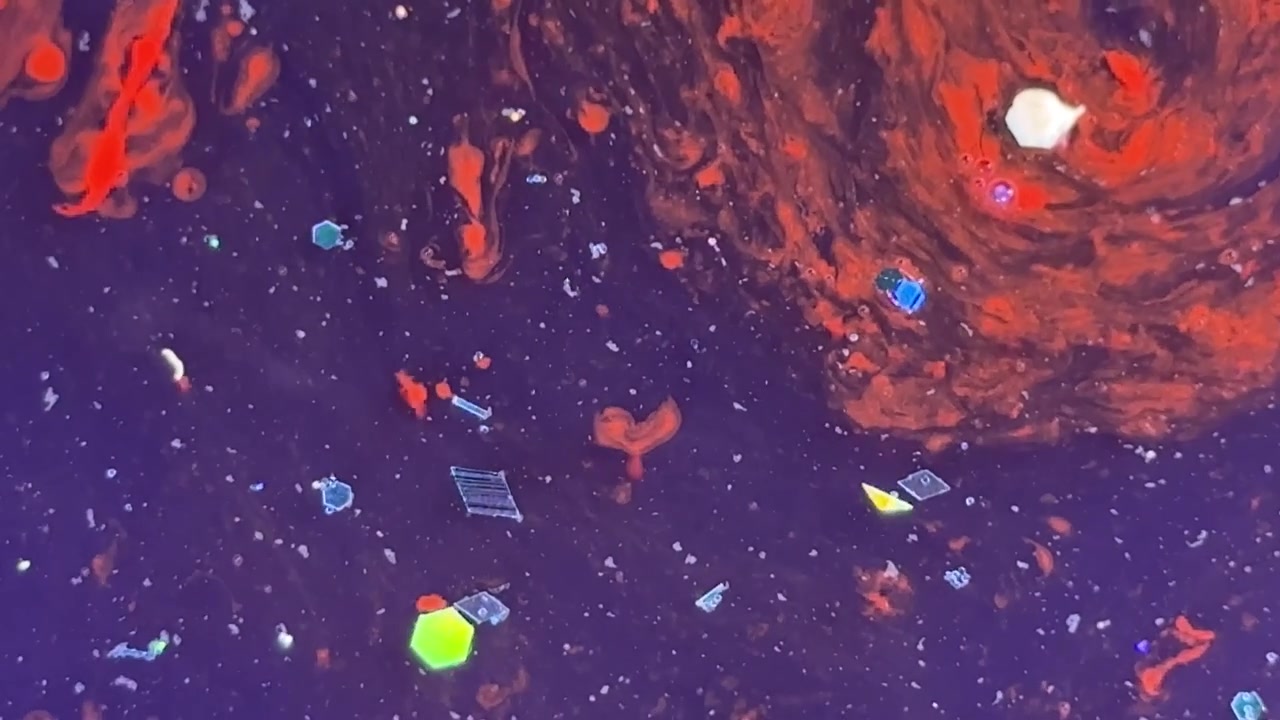 Abstract fluid patterns with glitter