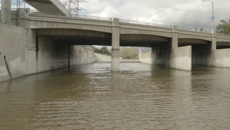 4k dolly across los angeles flood control channel