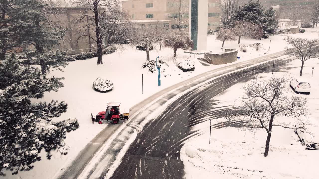 멀티호그 제설기 개간 통로 옥외 공중선