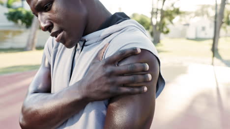 man with shoulder injury