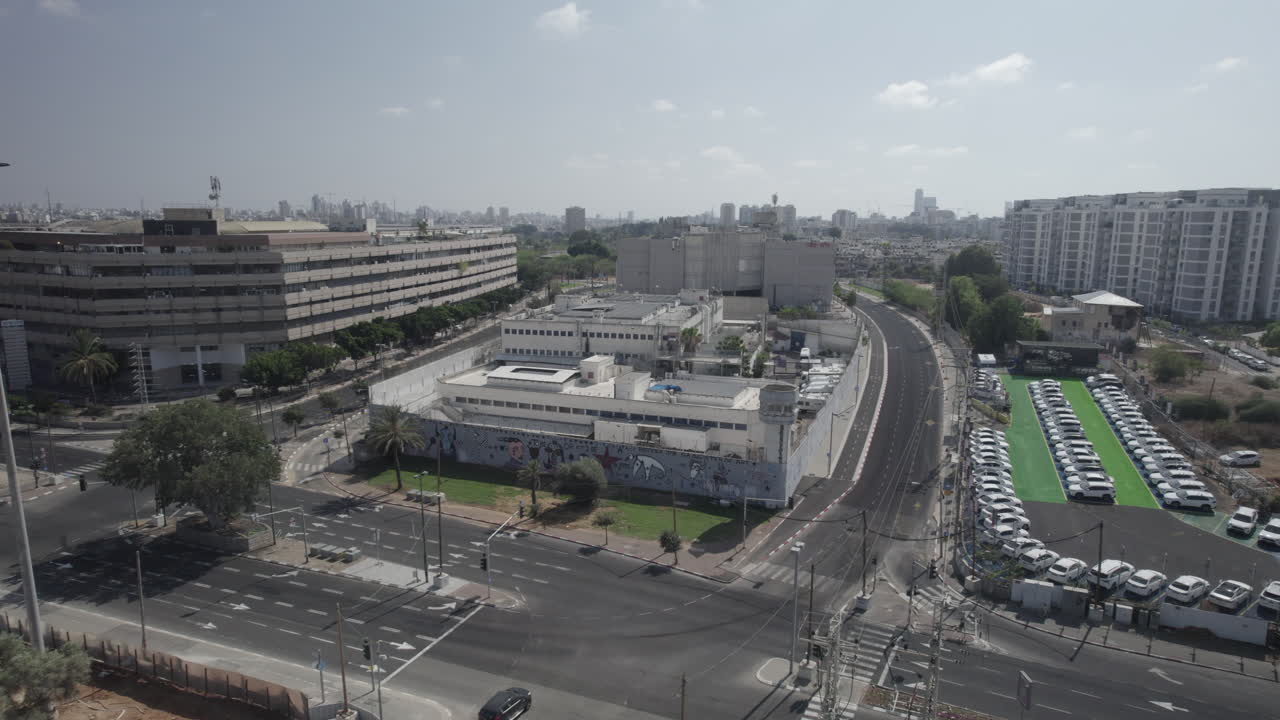 tel aviv abu kabir centro de detención del servicio penitenciario, un centro de detención que ha estado operando desde la década de 1950, actualmente diseñado para albergar a unos 500 detenidos