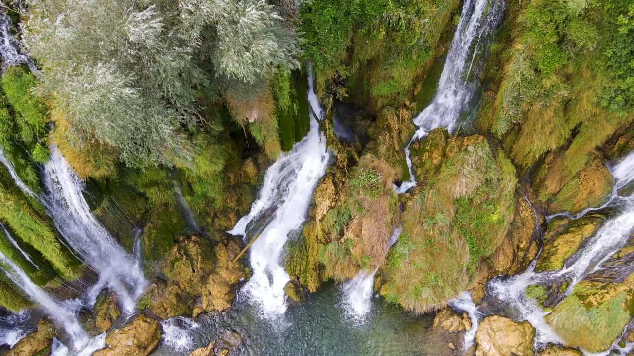 Bosnia Cascate di Kravica Drone Aereo 7.mp4