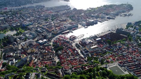 Bergen-Es-Una-Ciudad-Y-Municipio-De-Hordaland,-En-La-Costa-Oeste-De-Noruega.-Bergen-Es-La-Segunda-Ciudad-Más-Grande-De-Noruega.