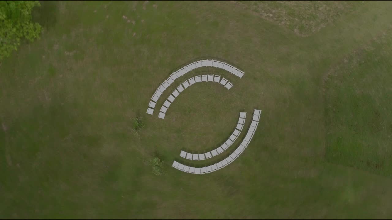 Wedding Ceremony Seating on the property of a hotel in the catskills in New York