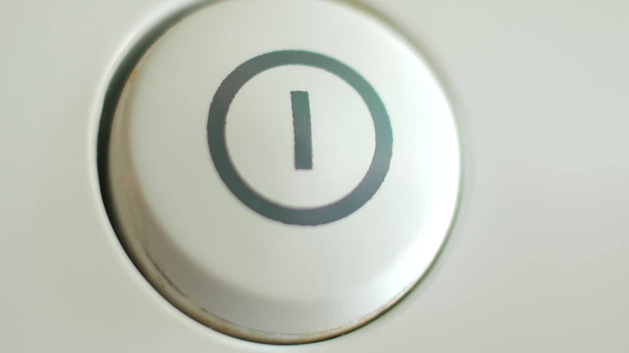 모든 장치에서 켜고 끄는 버튼을 누르면