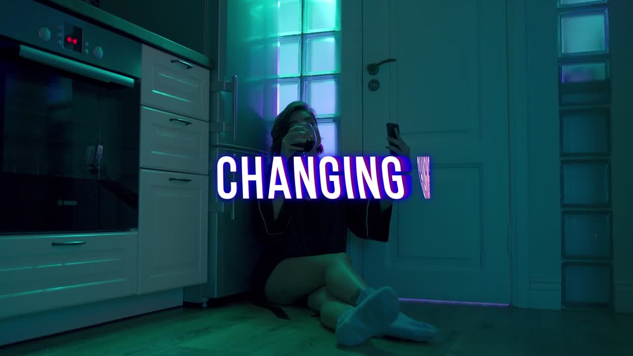Distorted Title 21