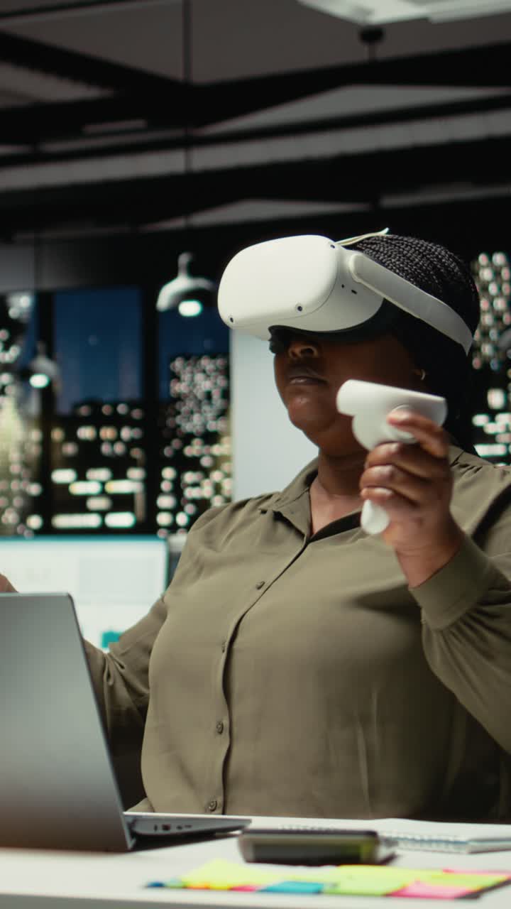 Vertical Video Black general director employs AI gadgets with virtual reality in the office