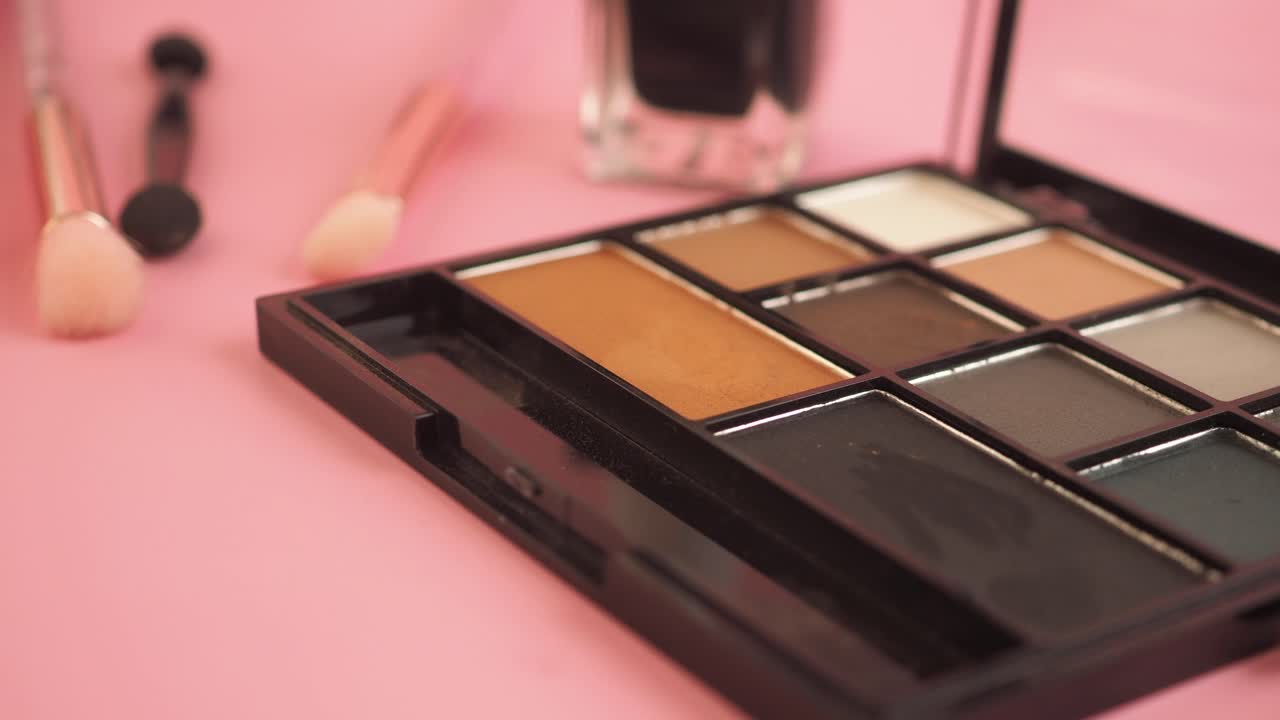 Eyeshadow Palette