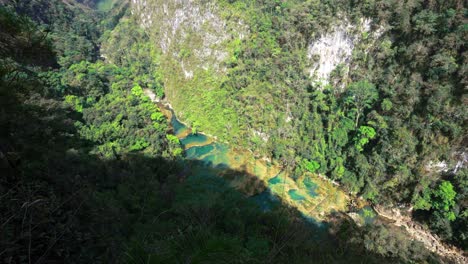 Amplio-Mirador-Panorámico-De-Semuc-Champey-Y-El-Valle-De-Lanquín,-Guatemala.