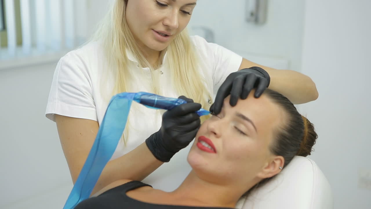 Permanent make up on eyes