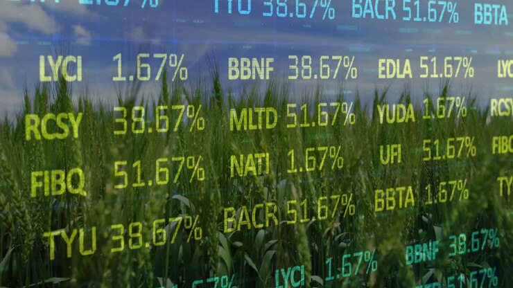 Sovrapposizione alfanumerica in aggiornamento e scorrimento sul campo coltivato, attivata dai dati per mostrare le tendenze di resa