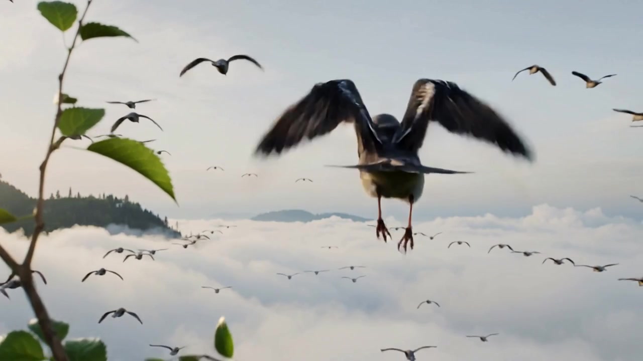 Spiegando le ali, un uccello simile a un gabbiano si stacca da un ramoscello frondoso su una cresta costiera, unendosi a uno stormo sopra le nuvole