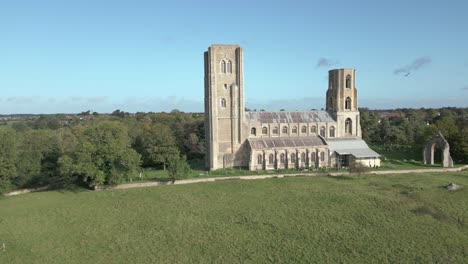 Iglesia-Parroquial-Anglicana-De-La-Abadía-De-Wymondham-En-Norfolk,-Inglaterra