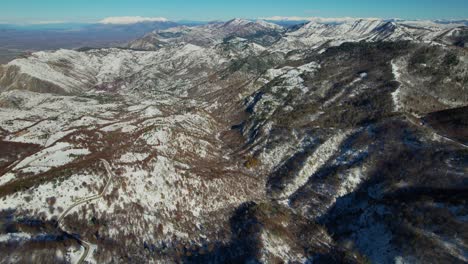 First-Snow-Blanket-Transforms-the-Beautiful-Albanian-Mountains-into-a-Winter-Wonderland-of-Tranquil-White-Elegance