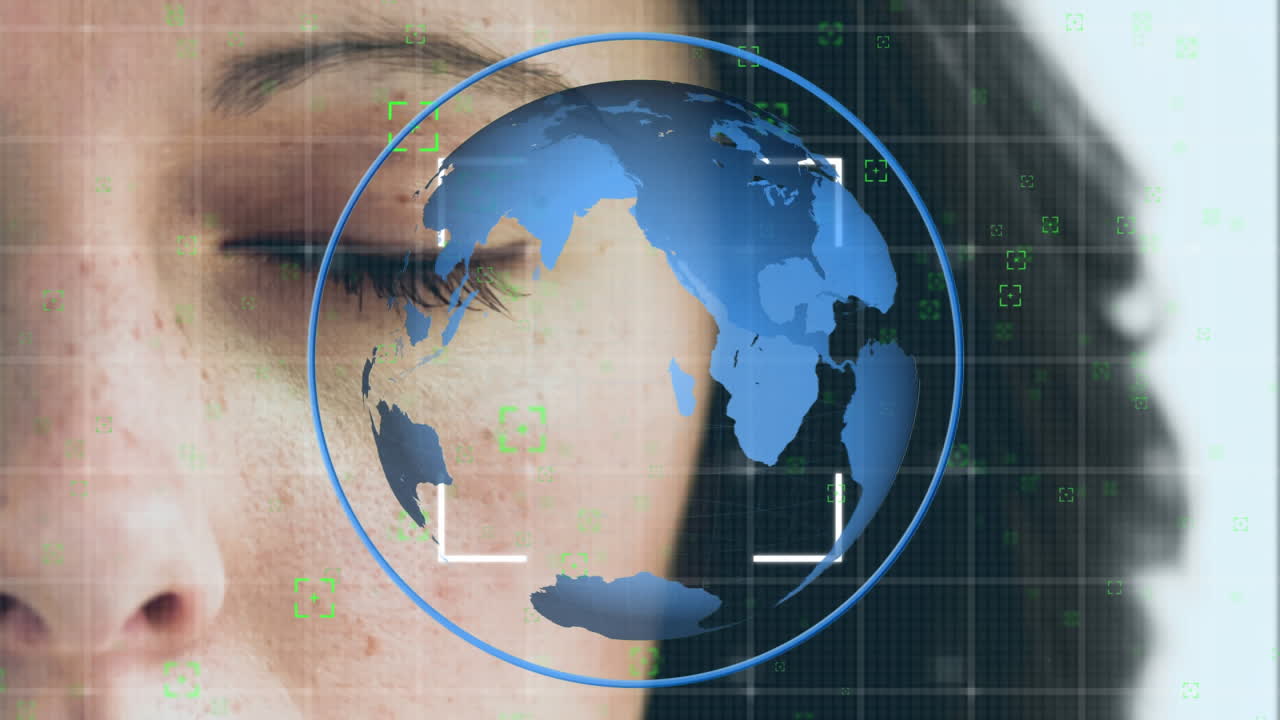 una mujer y un globo