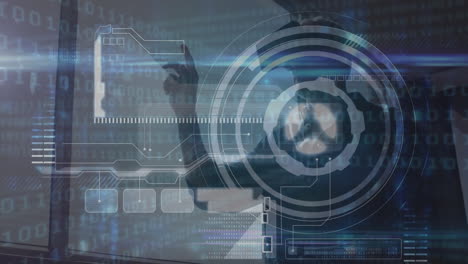 animación de escaneo de alcance y codificación binaria sobre el hombre que usa auriculares vr