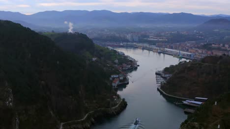 la bahía de pasajes