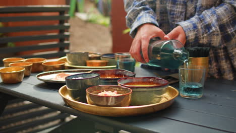outdoor dining and drink service