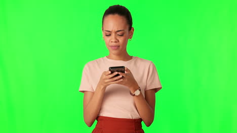 Woman-on-green-screen,-smartphone-and-tech-glitch