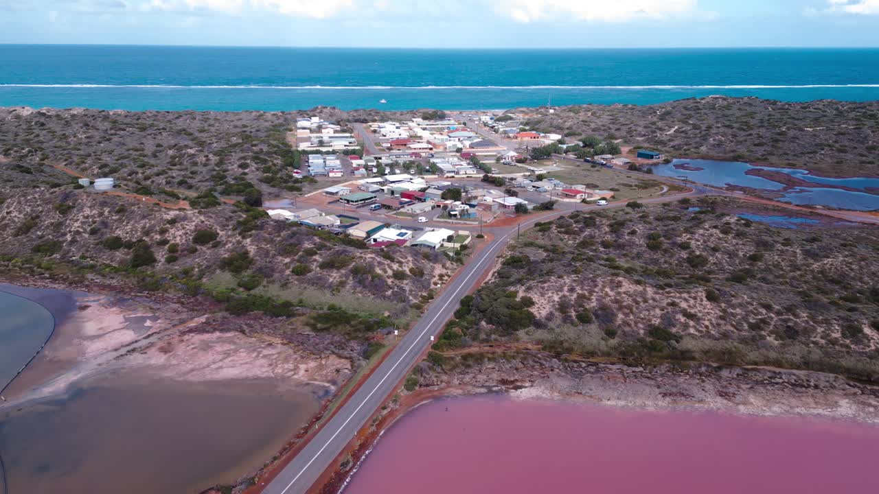 Drone footage of an advance from the Pink Lake towards Port Gregory and the Indian Ocean