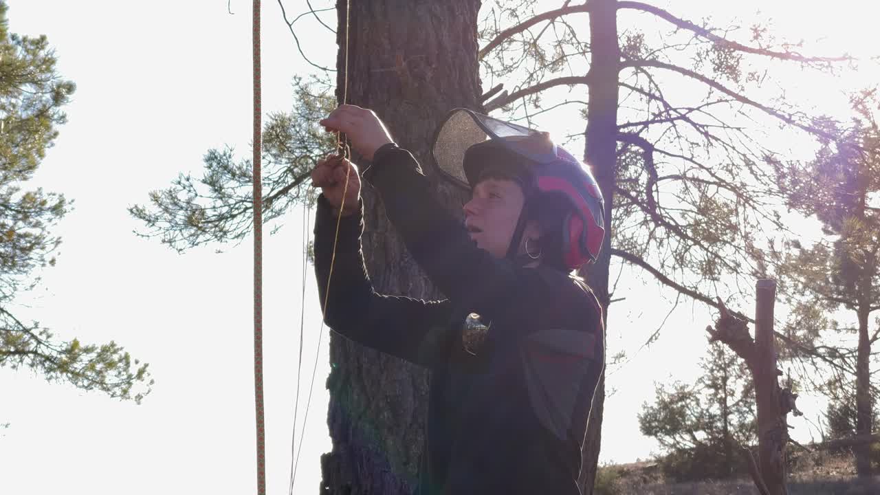 아래에서 위로 직장에서 30 세 여자
