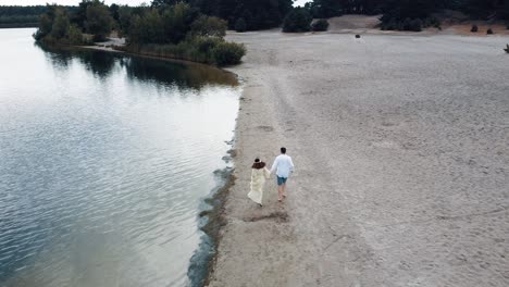 pareja atropelló una playa en bélgica