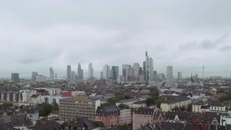 frankfurt am main skyline with residential area in the foreground