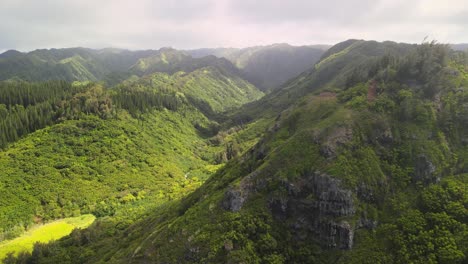 Vista-Aérea-Desde-Arriba-Tiro-De-Drone