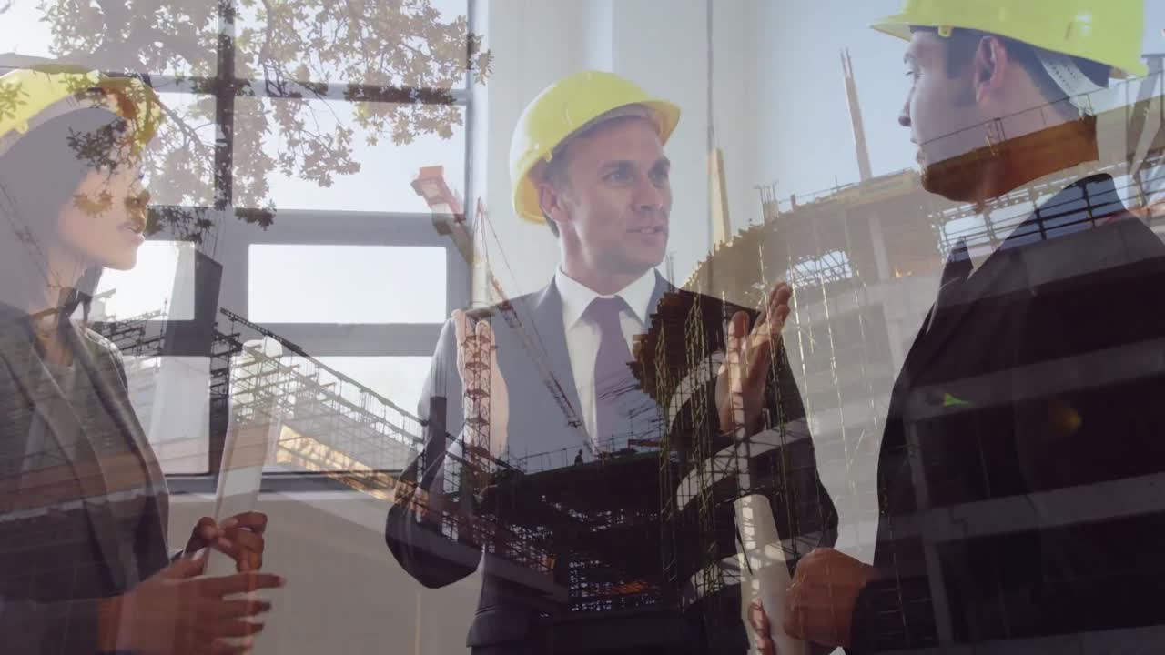 animación de diversos empresarios en el sitio de construcción