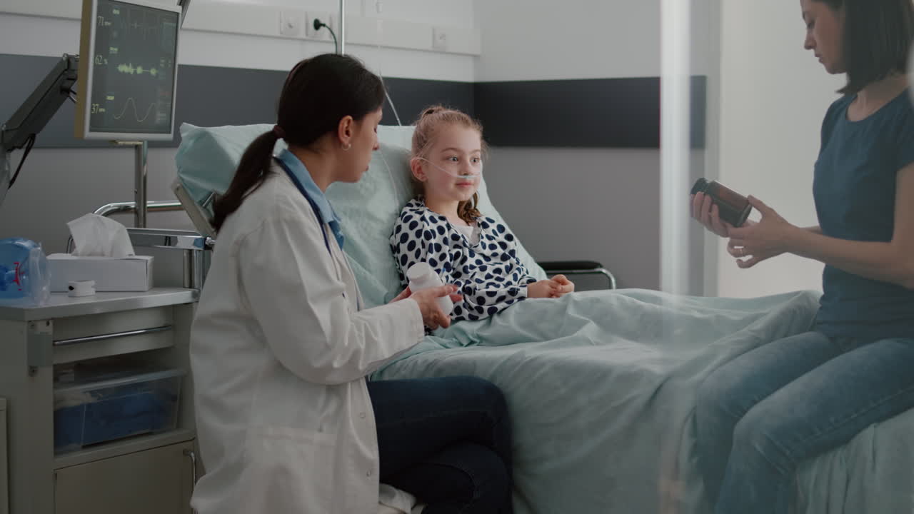 Specialist physician woman doctor explaining medication pills capsule treatment