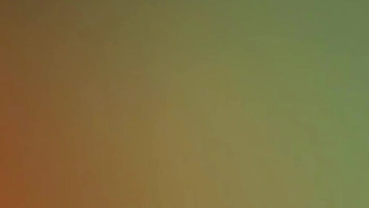 Vazamentos de Luz Abstratos e Transições de Cores em Fundo Preto