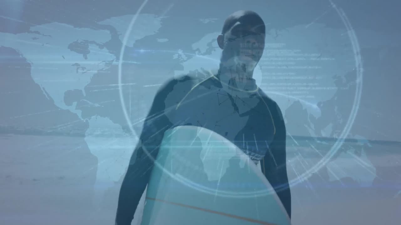 animación del mapa del mundo sobre el anciano hombre afroamericano en la playa