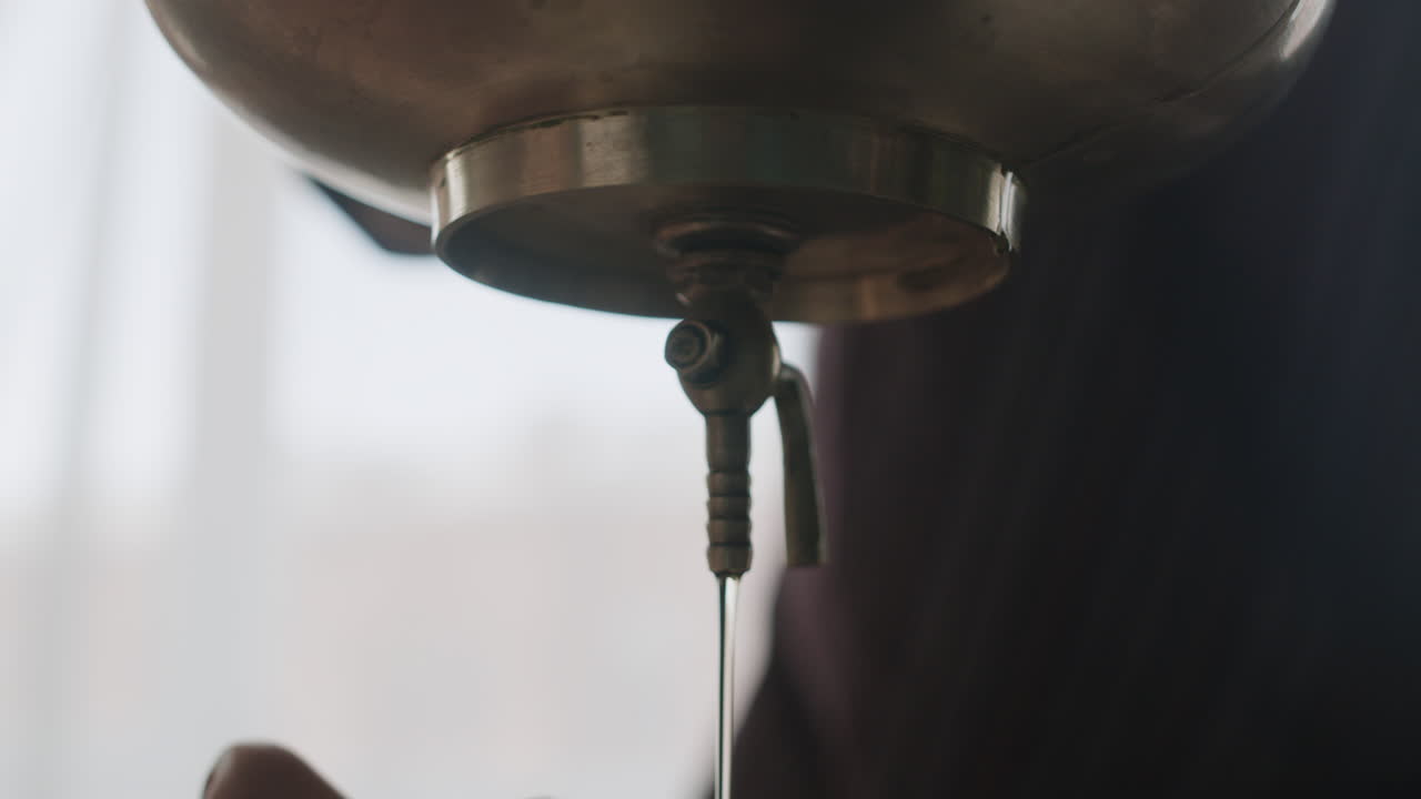 Ayurvedic Shirodhara Treatment