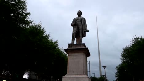 o'connell monument and the spire in background in dublin, ireland