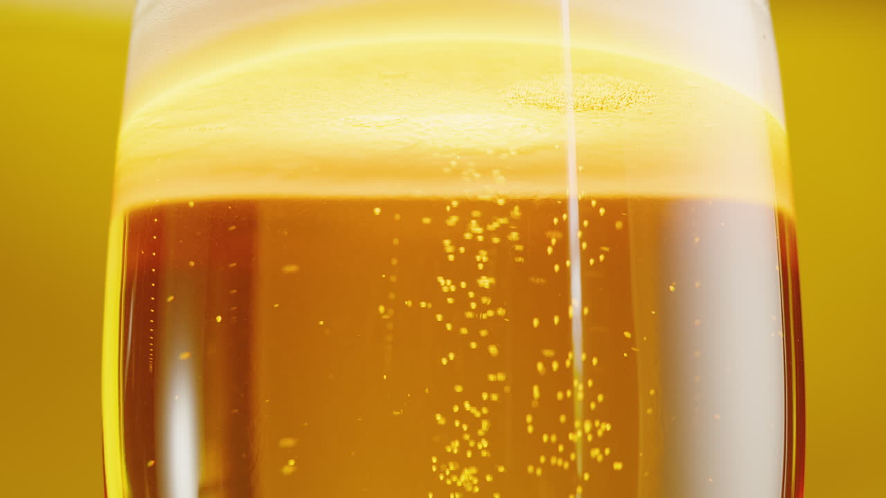 스파클링 음료 한 잔