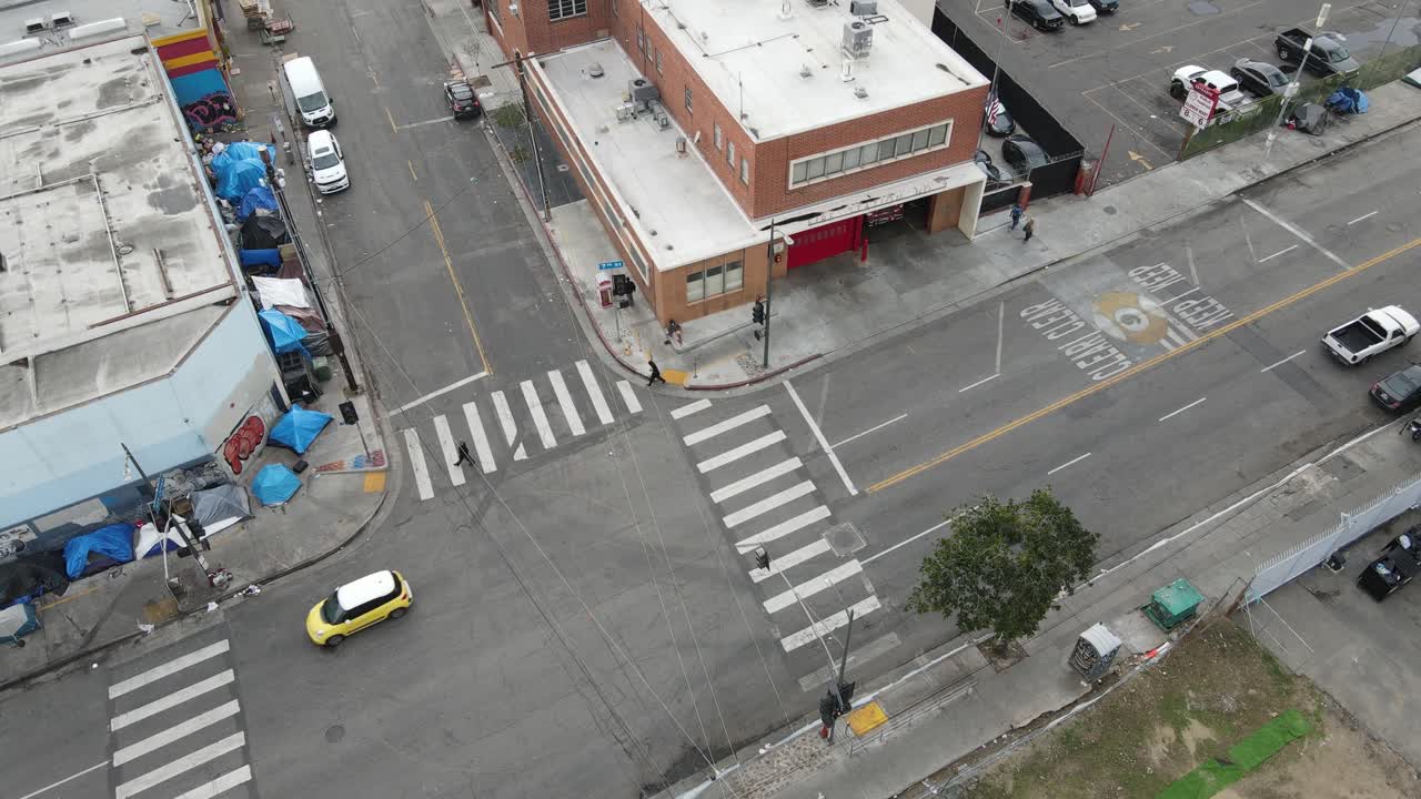 세계에서 가장  ⁇ 비는 소방관