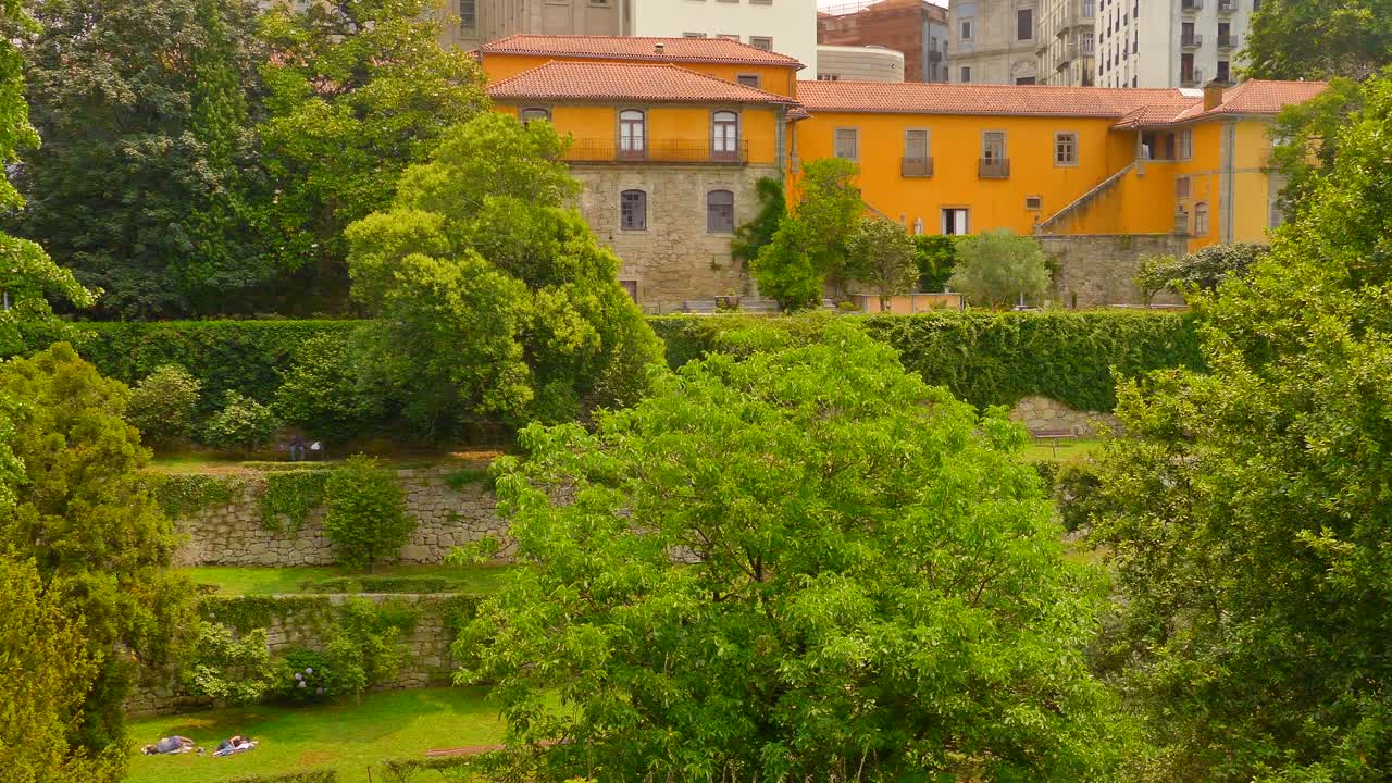 Arquiteturas Históricas do Jardim das Virtudes em Miragaia, no Porto, Portugal, Europa