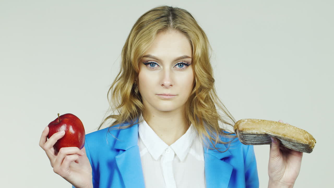 la tentación de la comida deliciosa y no saludable video hd