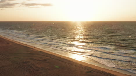 Kitesurfers-at-the-beach-near-Domburg,-the-Netherlands