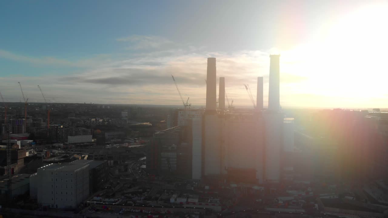 Requalificação da Battersea Power Station: Vista Aérea ao Pôr do Sol