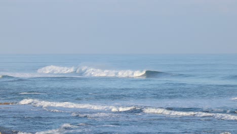 waves breaking on the shore in melbourne