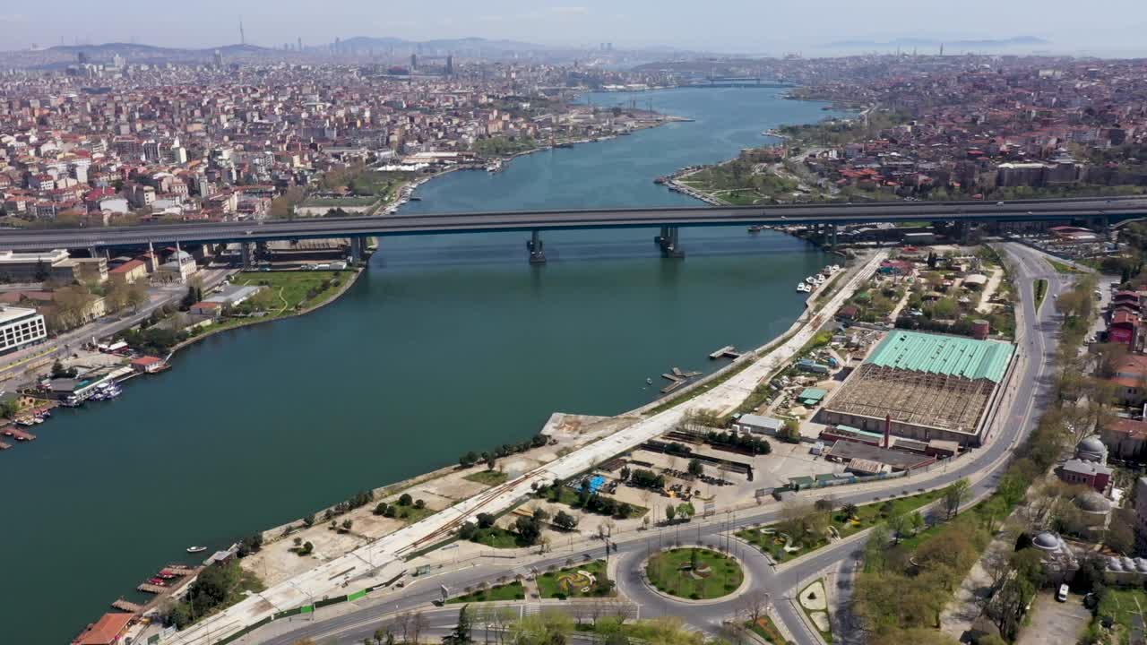 imágenes de drones en el cuerno de oro, estambul, oe01