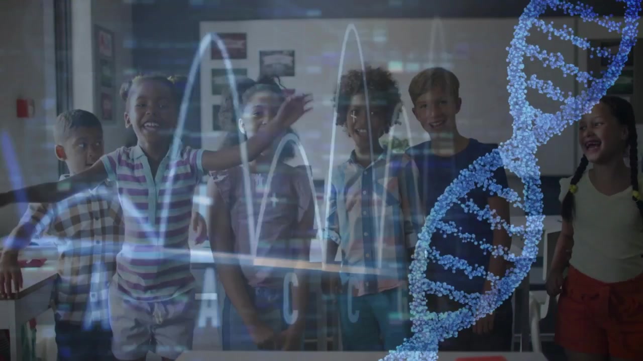 Seks studerende reagerer i et klasseværelse på en projiceret videnskabelig grafik, hvor en DNA-helix og bølgeformer animeres.
