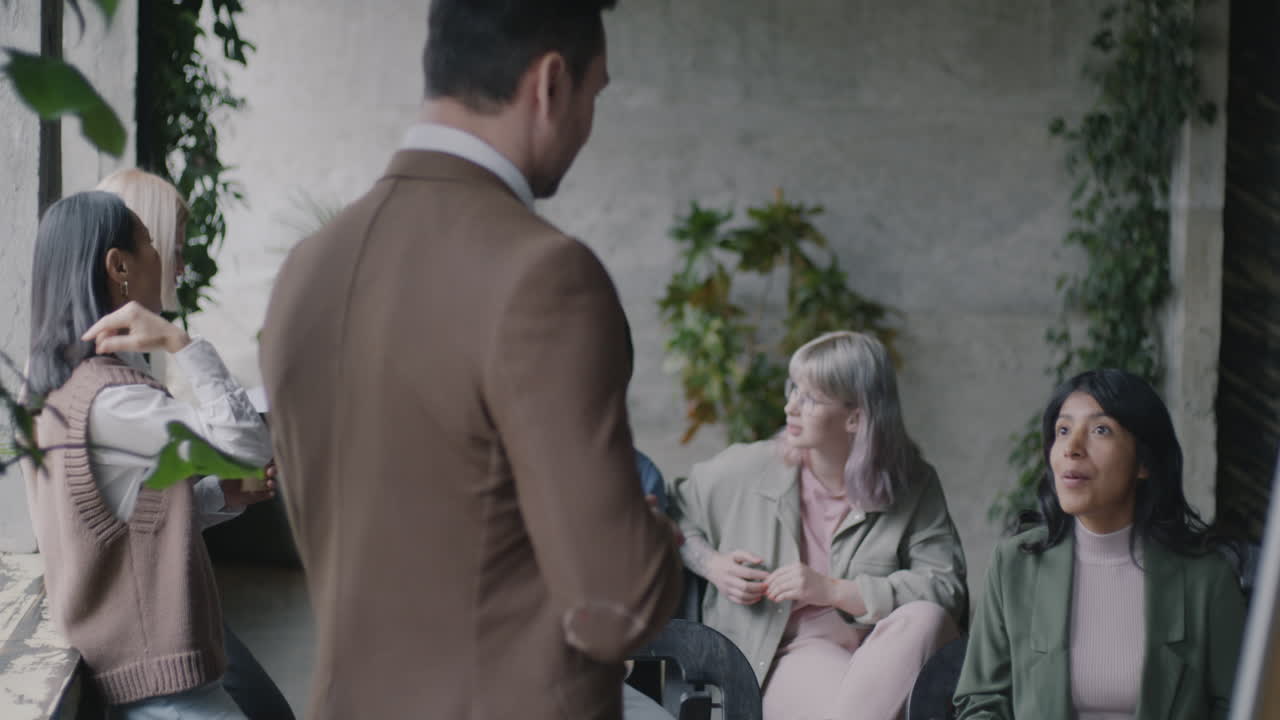 현대적 인 사무실 에서 사업 회의